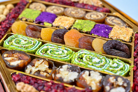 Tadım Dünyasi Deluxe Mixed Gift Box — Nuts & Turkish Delight – 850g