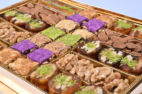 Tadım Dünyası Mixed Gift Nuts & Turkish Delight 950 gr 001