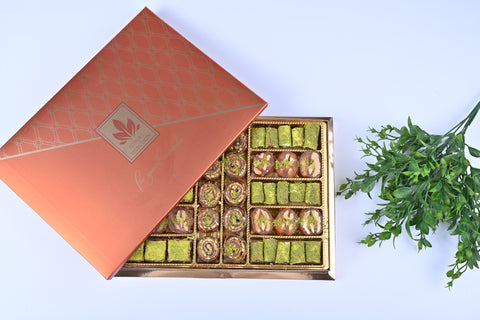 Tadım Dünyasında Variety Gift Nuts & Turkish Delight 1000 g
