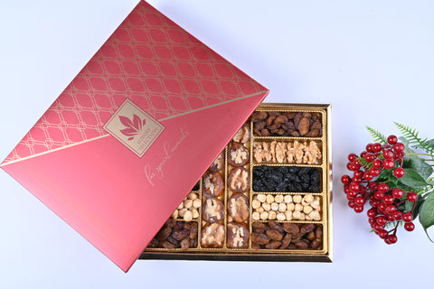 Tadım Dünyası Variety Gift Nuts 900 g 012