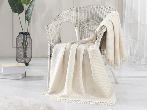 Dolce Bonita Home Wool TV Blanket 130x170 Nude