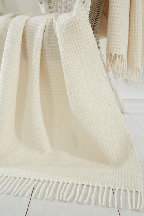 Dolce Bonita Home Wool TV Blanket 130x170 Nude